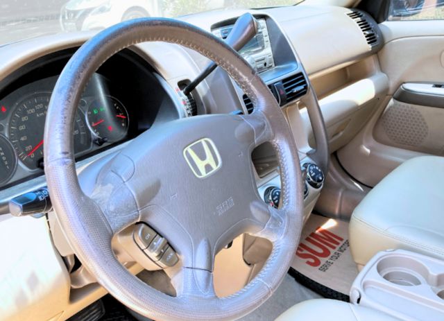 車美/內裝狀況佳/一手車/天窗正常/無異音  第8張相片