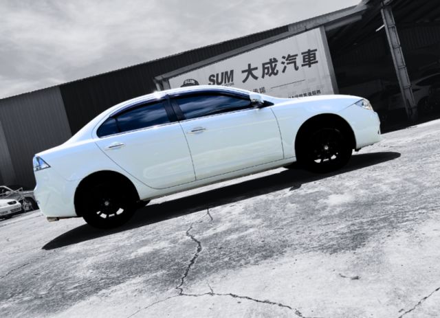 頂級i-Key摸門/天窗/定速/安卓/前後行車紀錄器/認證/倒車顯影/輕量化鋁圈  第6張相片