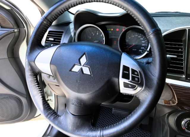 頂級i-Key摸門/天窗/定速/安卓/前後行車紀錄器/認證/倒車顯影/輕量化鋁圈  第17張相片