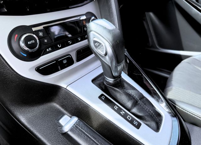 2.0L運動版S/原廠保養履歷/前行車紀錄器/倒車顯影/藍芽/原鈑件  第13張相片