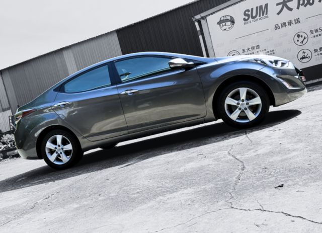 GLS旗艦/ELANTRA/安卓機/倒車顯影/電動座椅/恆溫/天窗  第6張相片