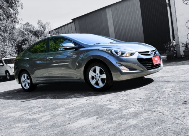 GLS旗艦/ELANTRA/安卓機/倒車顯影/電動座椅/恆溫/天窗  第7張相片