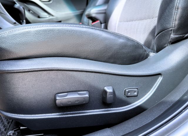 GLS旗艦/ELANTRA/安卓機/倒車顯影/電動座椅/恆溫/天窗  第18張相片