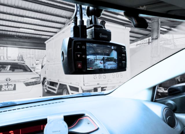 尊爵版/天窗/定速/7人座/360環景/倒車顯影/多功能安卓機  第14張相片