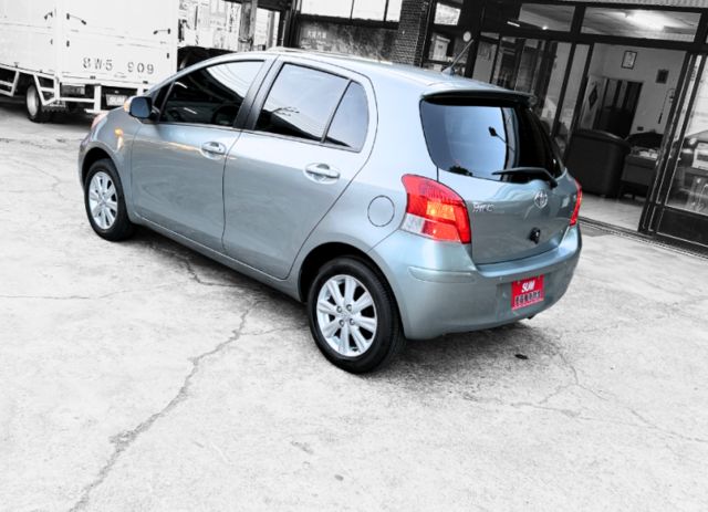 實跑5800km/G版/皮椅/恆溫空調  第4張相片