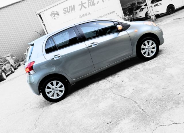 實跑5800km/G版/皮椅/恆溫空調  第7張相片