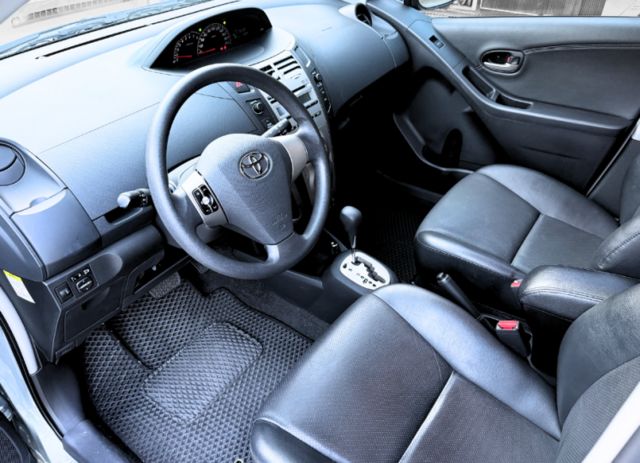 實跑5800km/G版/皮椅/恆溫空調  第12張相片