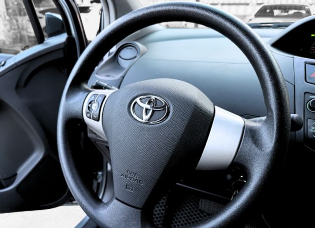 實跑5800km/G版/皮椅/恆溫空調  第14張相片