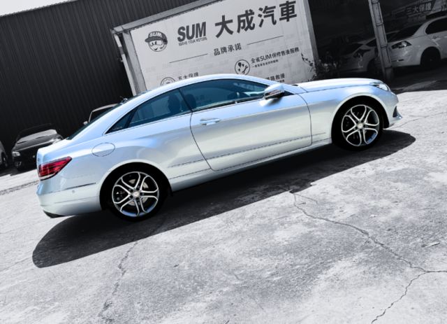 E250雙門轎跑/廠證齊全/備鑰/公里數保證/全景式天窗/原車原鈑件  第7張相片