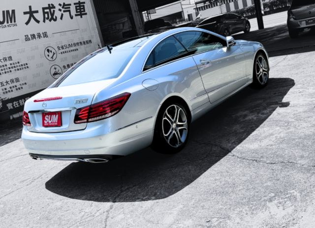 E250雙門轎跑/廠證齊全/備鑰/公里數保證/全景式天窗/原車原鈑件  第10張相片