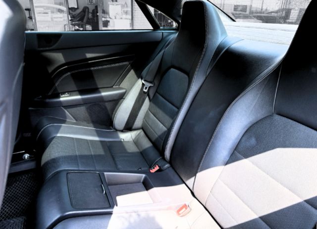 E250雙門轎跑/廠證齊全/備鑰/公里數保證/全景式天窗/原車原鈑件  第19張相片