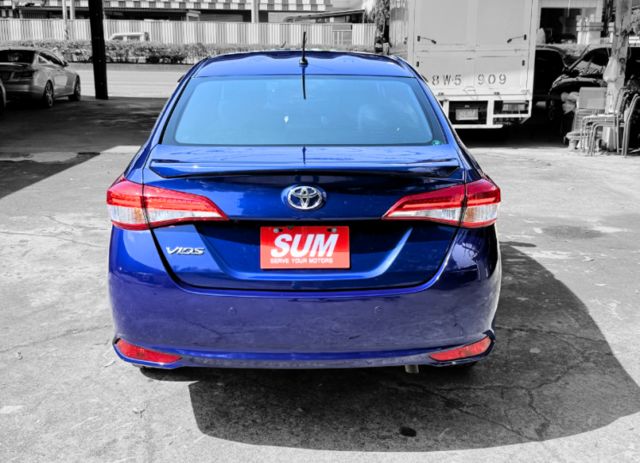 豪華頂級版/IKEY/免鑰/恆溫空調/電折/倒顯/定速  第7張相片