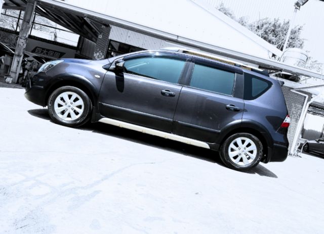 豪華型/超低里程/原鈑件/多功能安卓機/行車電視/電折後視鏡/碳纖維貼片飾板  第4張相片