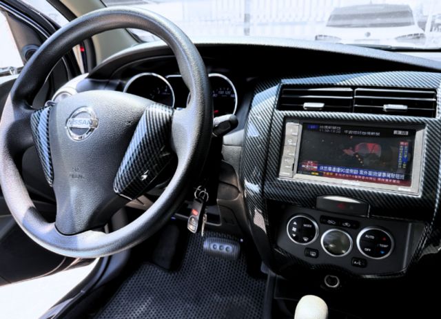 豪華型/超低里程/原鈑件/多功能安卓機/行車電視/電折後視鏡/碳纖維貼片飾板  第11張相片