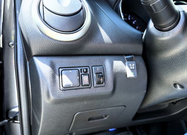 豪華型/超低里程/原鈑件/多功能安卓機/行車電視/電折後視鏡/碳纖維貼片飾板  第19張相片