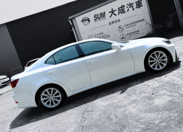 V6引擎/紡錘型水箱護罩/天窗/燻黑頭燈/LED日行燈  第6張相片