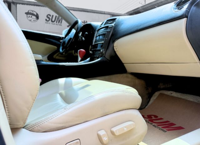 V6引擎/紡錘型水箱護罩/天窗/燻黑頭燈/LED日行燈  第15張相片