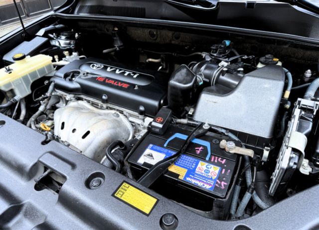 2.4G尊貴版/天窗/定速/倒顯/恆溫/18吋鋁圈/電動座椅/行車電視/側邊登車踏板/加寬輪拱  第15張相片