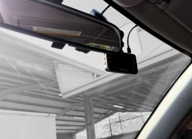 2.4G尊貴版/天窗/定速/倒顯/恆溫/18吋鋁圈/電動座椅/行車電視/側邊登車踏板/加寬輪拱  第16張相片