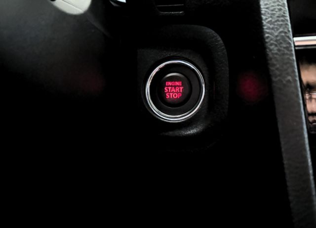 24年領牌/新車保固中/年度省油風雲車款/ACC/倒顯/行車紀錄器/LED頭燈/IKEY  第18張相片