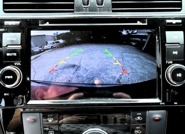 改款iTIIDA/旗艦版/IKEY/定速/倒顯/行車紀錄器/導航/恆溫空調  第14張相片