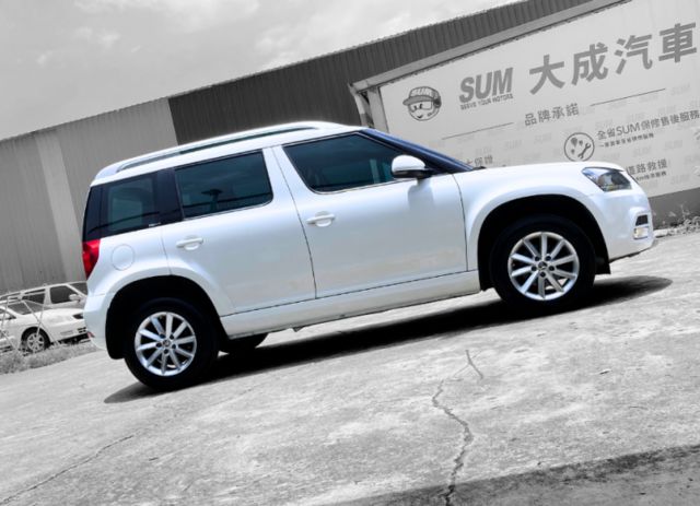 YETI/ 1.2省油省稅金/ 倒車顯影/ 車況極佳  第4張相片
