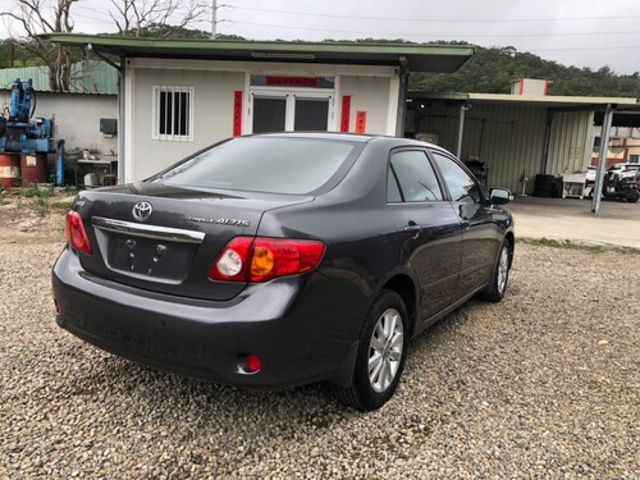 TOYOTA豐田 ALTIS  第4張相片