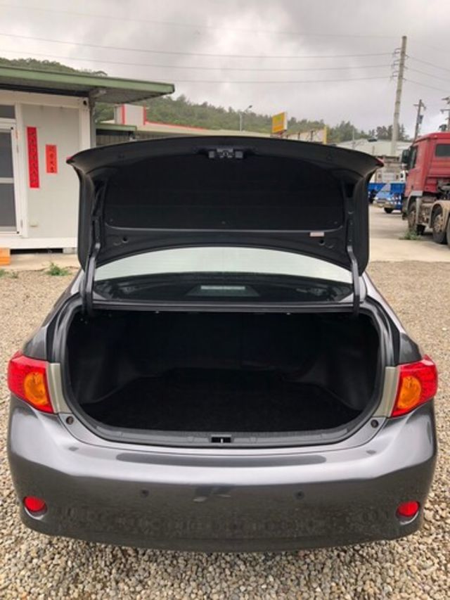 TOYOTA豐田 ALTIS  第7張相片