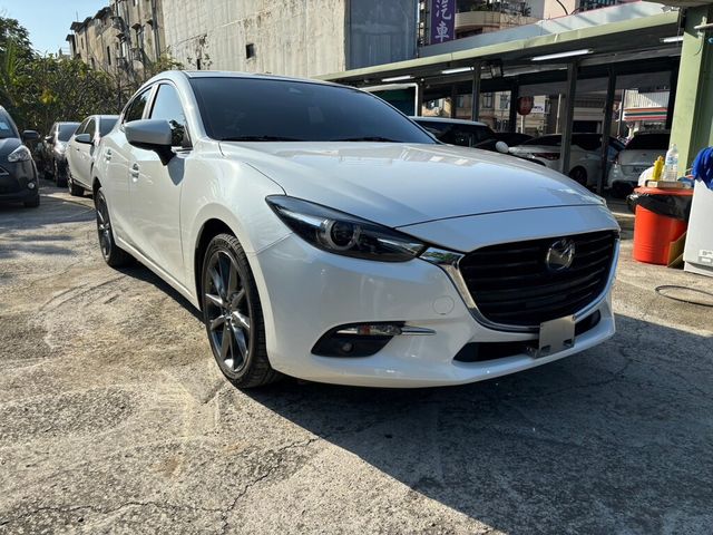 MAZDA馬自達 MAZDA 3  第7張相片