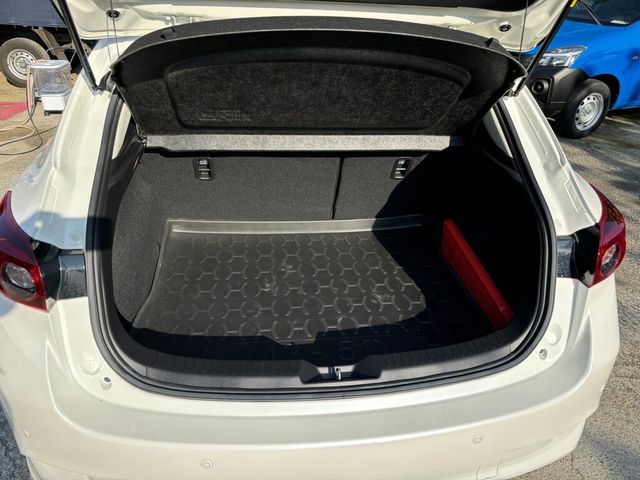 MAZDA馬自達 MAZDA 3  第10張相片
