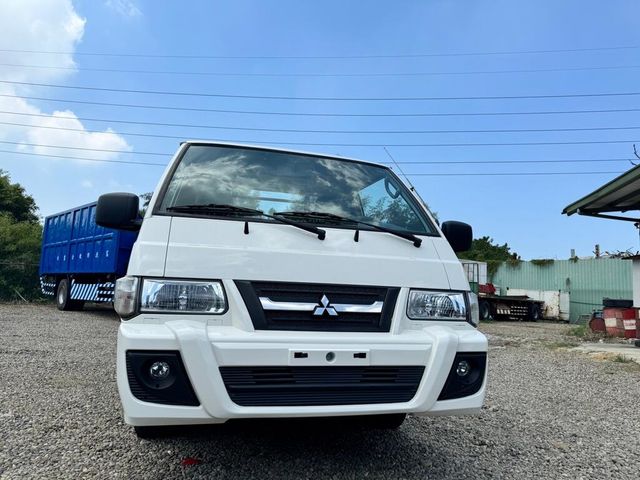 MITSUBISHI三菱 DELICA  第2張相片