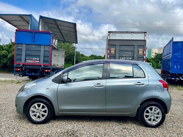 TOYOTA豐田 YARIS  第2張相片
