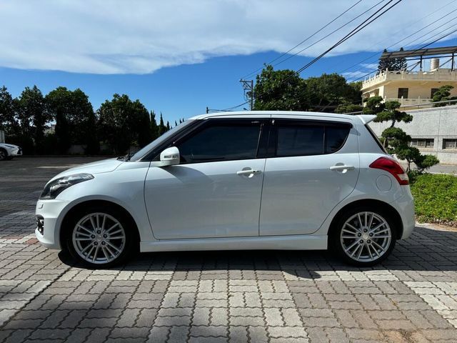 SUZUKI鈴木 SWIFT  第2張相片