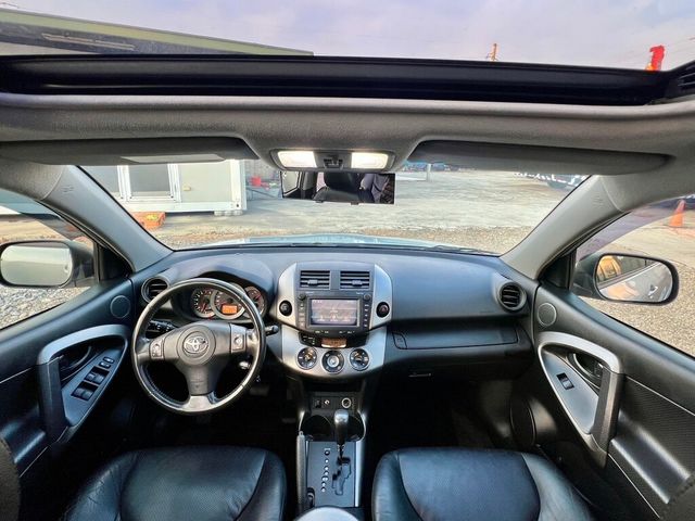 TOYOTA豐田 RAV4  第13張相片