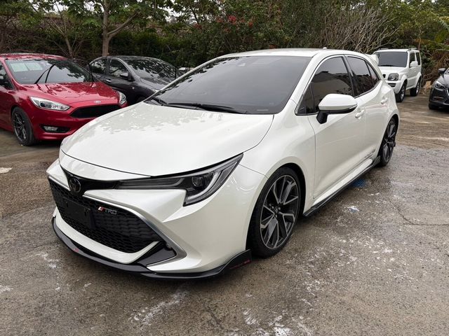 TOYOTA豐田 AURIS  第2張相片