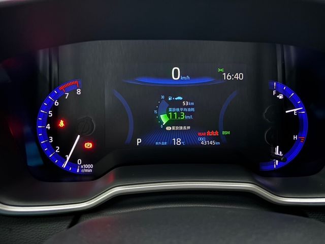 TOYOTA豐田 AURIS  第15張相片