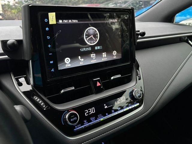TOYOTA豐田 AURIS  第16張相片