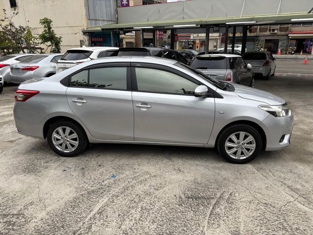 TOYOTA豐田 VIOS  第6張相片