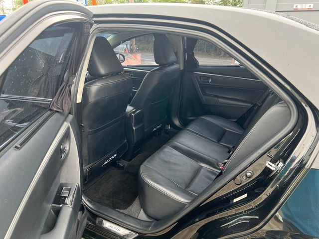 TOYOTA豐田 ALTIS  第10張相片