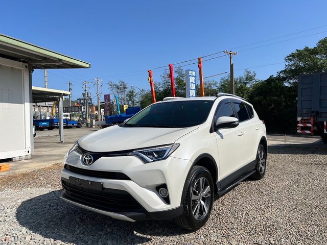 TOYOTA豐田 RAV4  第1張相片