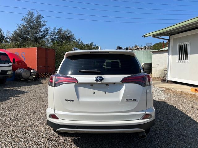 TOYOTA豐田 RAV4  第4張相片