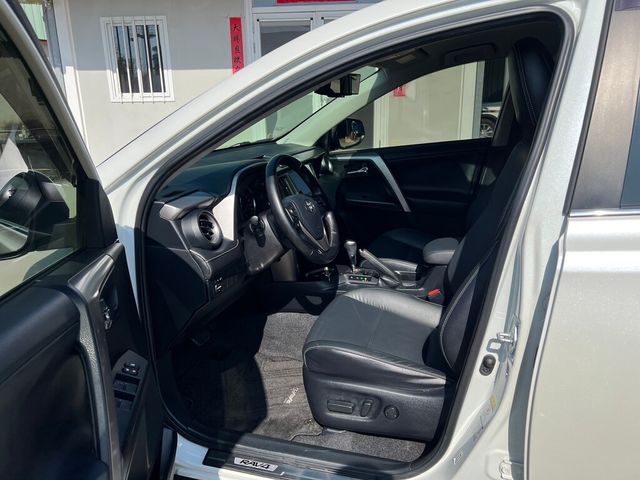 TOYOTA豐田 RAV4  第9張相片