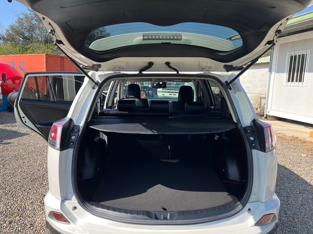 TOYOTA豐田 RAV4  第11張相片