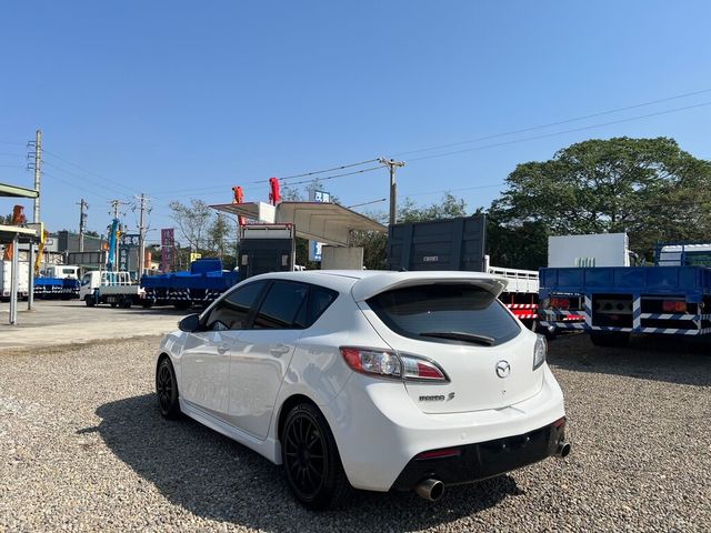 MAZDA馬自達 MAZDA 3  第3張相片