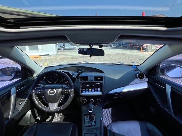 MAZDA馬自達 MAZDA 3  第12張相片