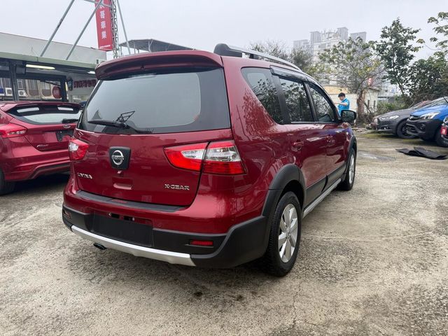 NISSAN日產 LIVINA  第9張相片