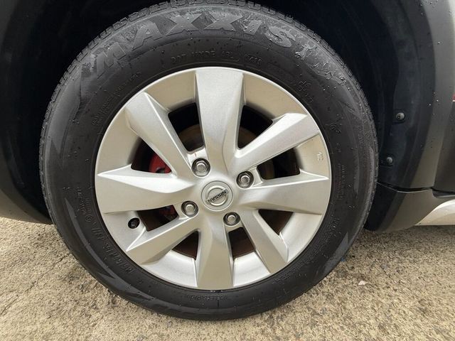 NISSAN日產 LIVINA  第31張相片