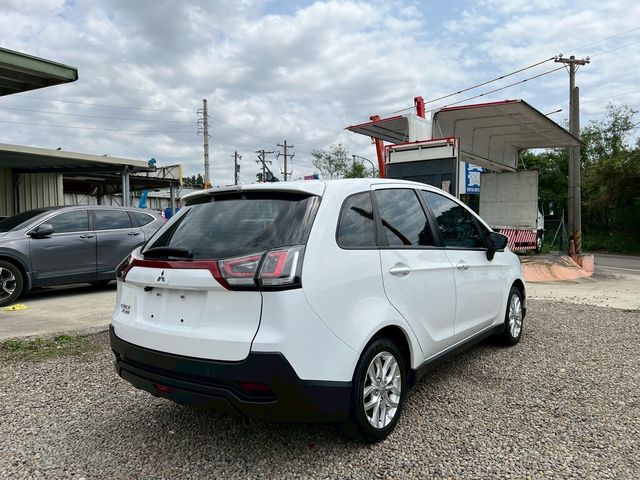 MITSUBISHI三菱 COLT PLUS  第5張相片