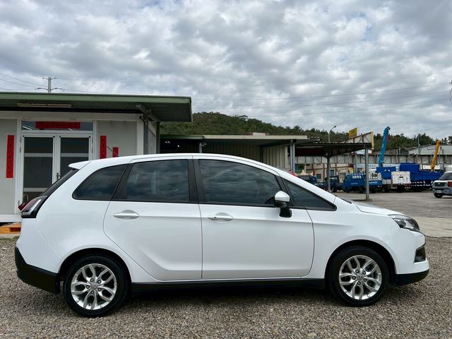 MITSUBISHI三菱 COLT PLUS  第6張相片