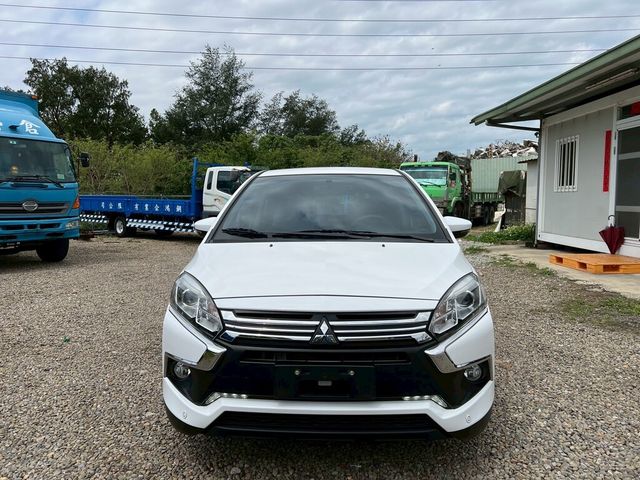 MITSUBISHI三菱 COLT PLUS  第8張相片